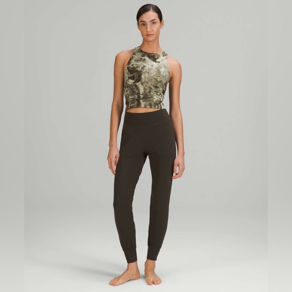 Lululemon Align™ High-Rise
Jogger *Full Length in Dark Olive, Size 8 - Picture 1 of 14